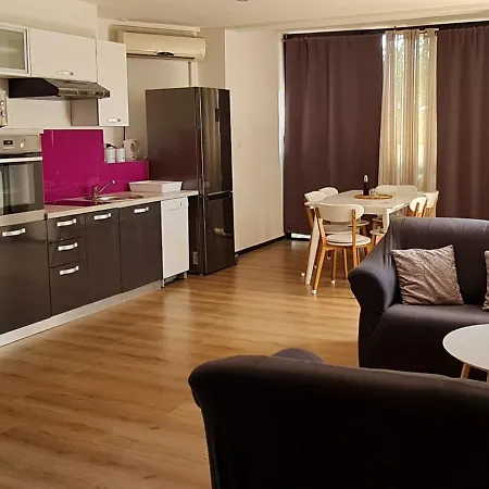 Lord Apartment Kastela