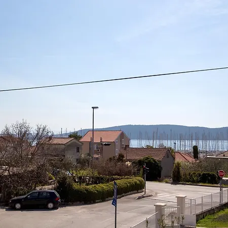 Lord * Kastela